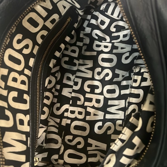 Marc by Marc Jacobs Leather Handbag EUC - black with gold hardware - Picture 14 of 16